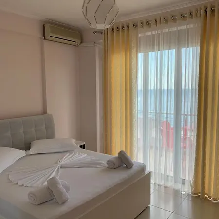 Studio Apartments Appart hôtel *