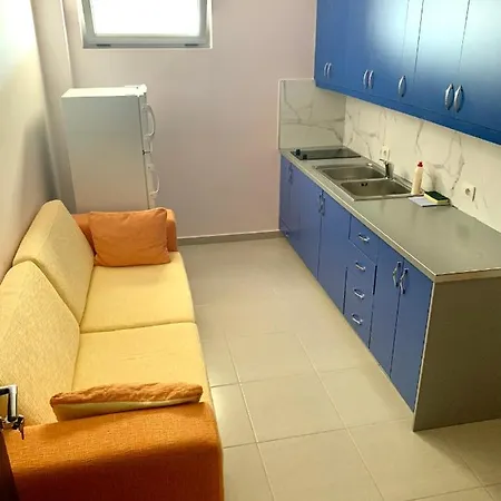Studio Apartments Appart hôtel *