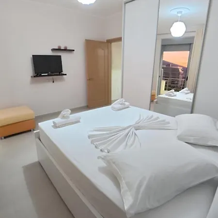 Studio Apartments * Saranda